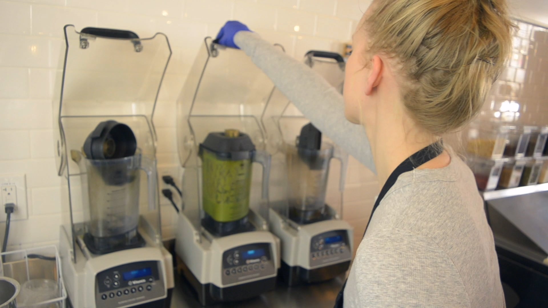 Light Now Cafe Promo Green Smoothie