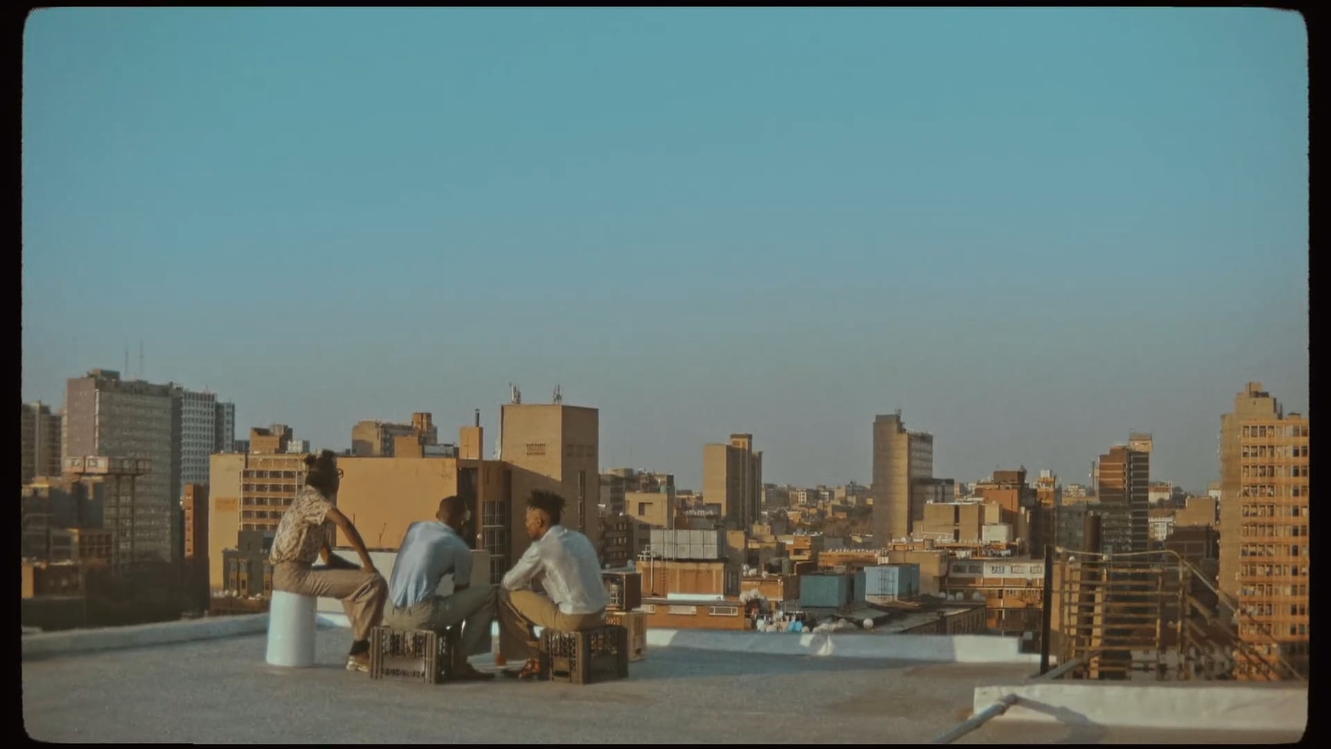 Major Lazer & DJ Maphorisa - Particula (ft. Nasty C, Ice Prince, Patoranking & Jidenna)