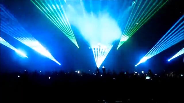 Lazerių šou David Guetta koncerte Rygoje