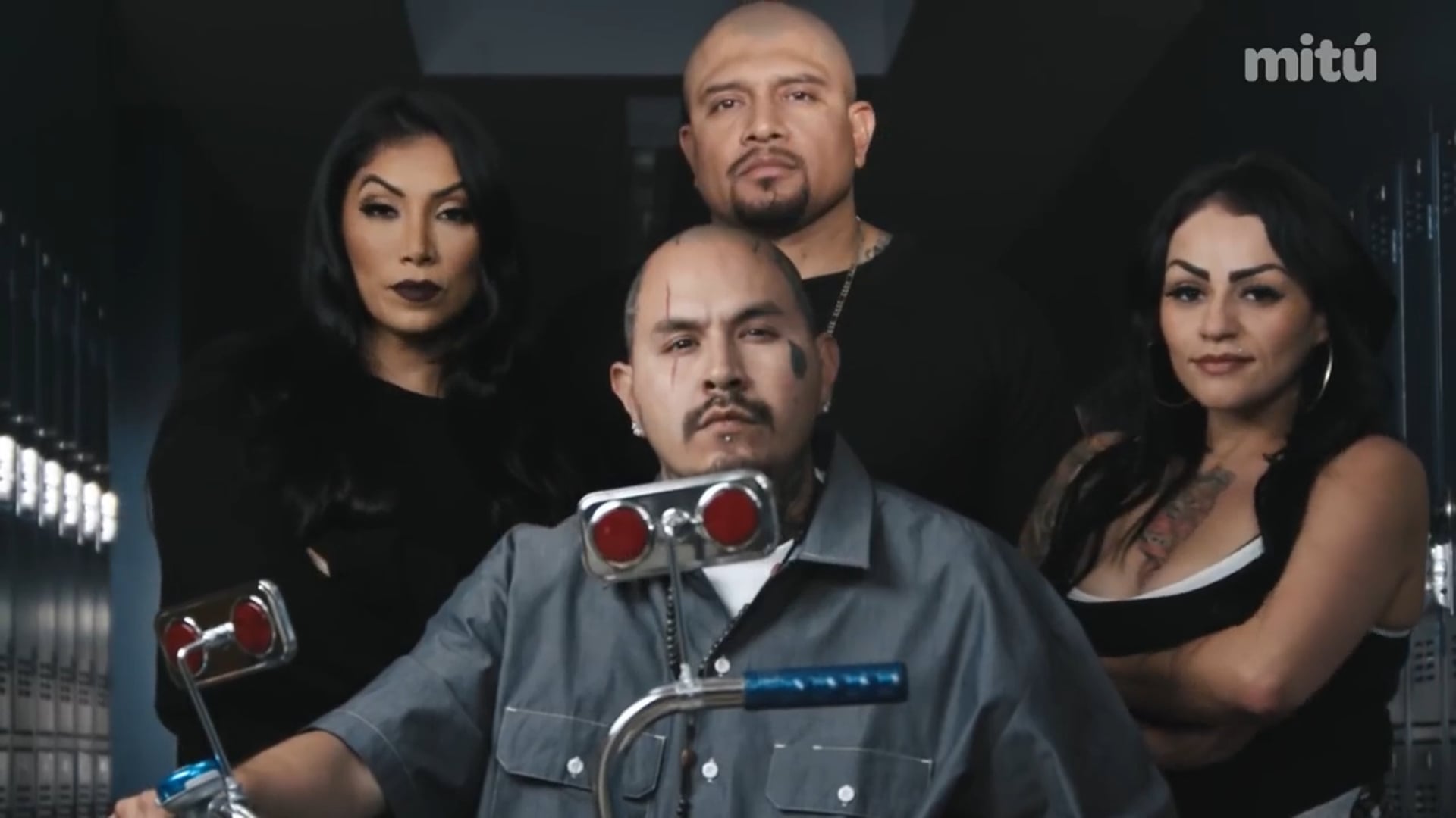 Mitú - A Cholos Survival Guide to High School