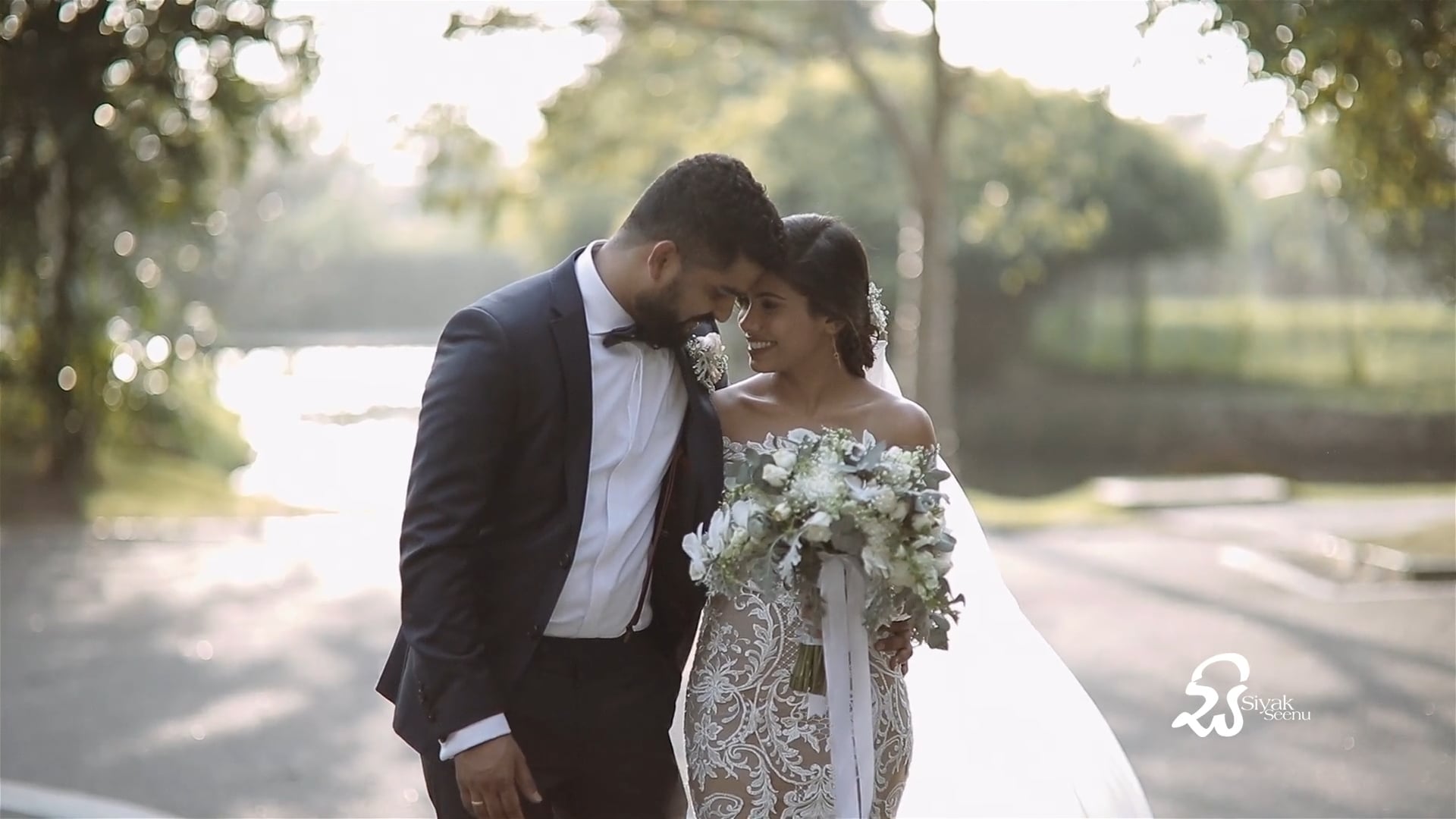 Trailer: Madly in Lav