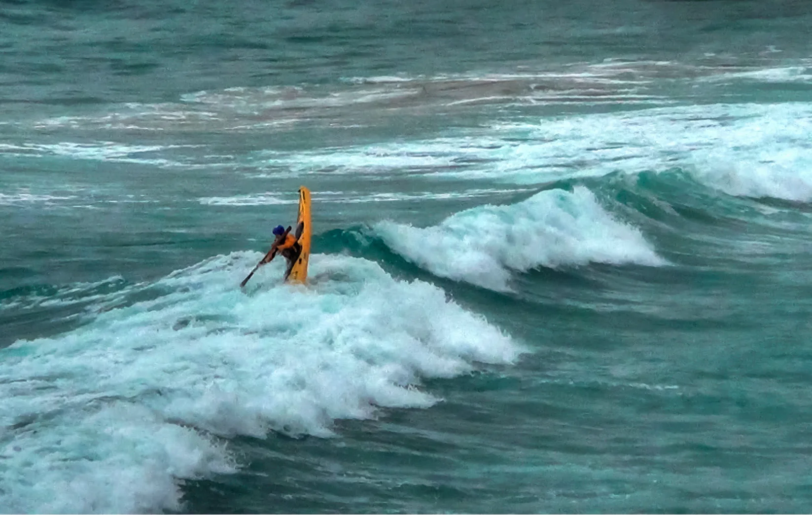 SEA KAYAKING WAVE SESSIONS #2 (08-04-18) on Vimeo