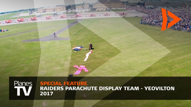 Raiders Parachute Display Team - Yeovilton 2017