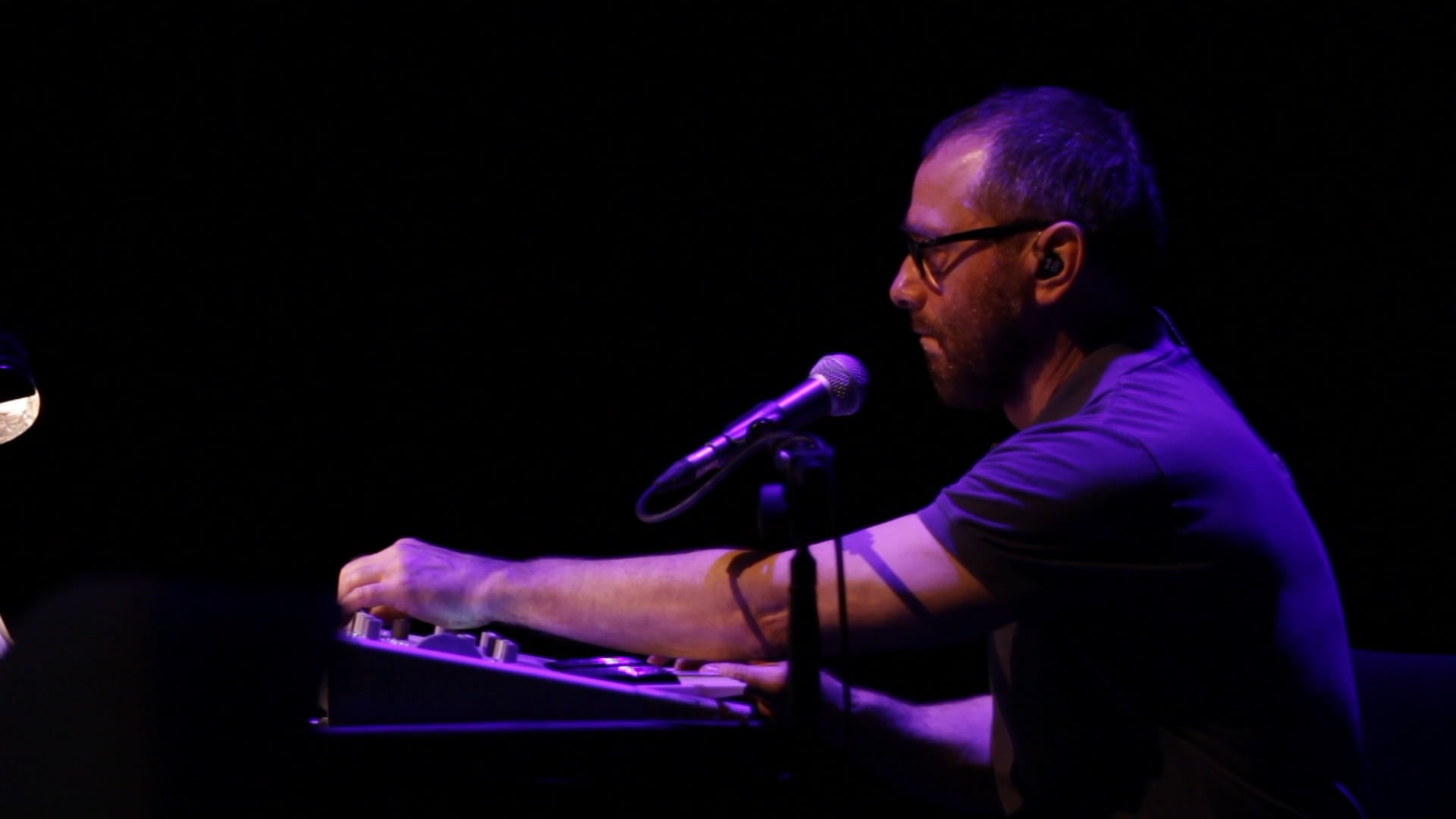 Sala Sala (Live Performance)