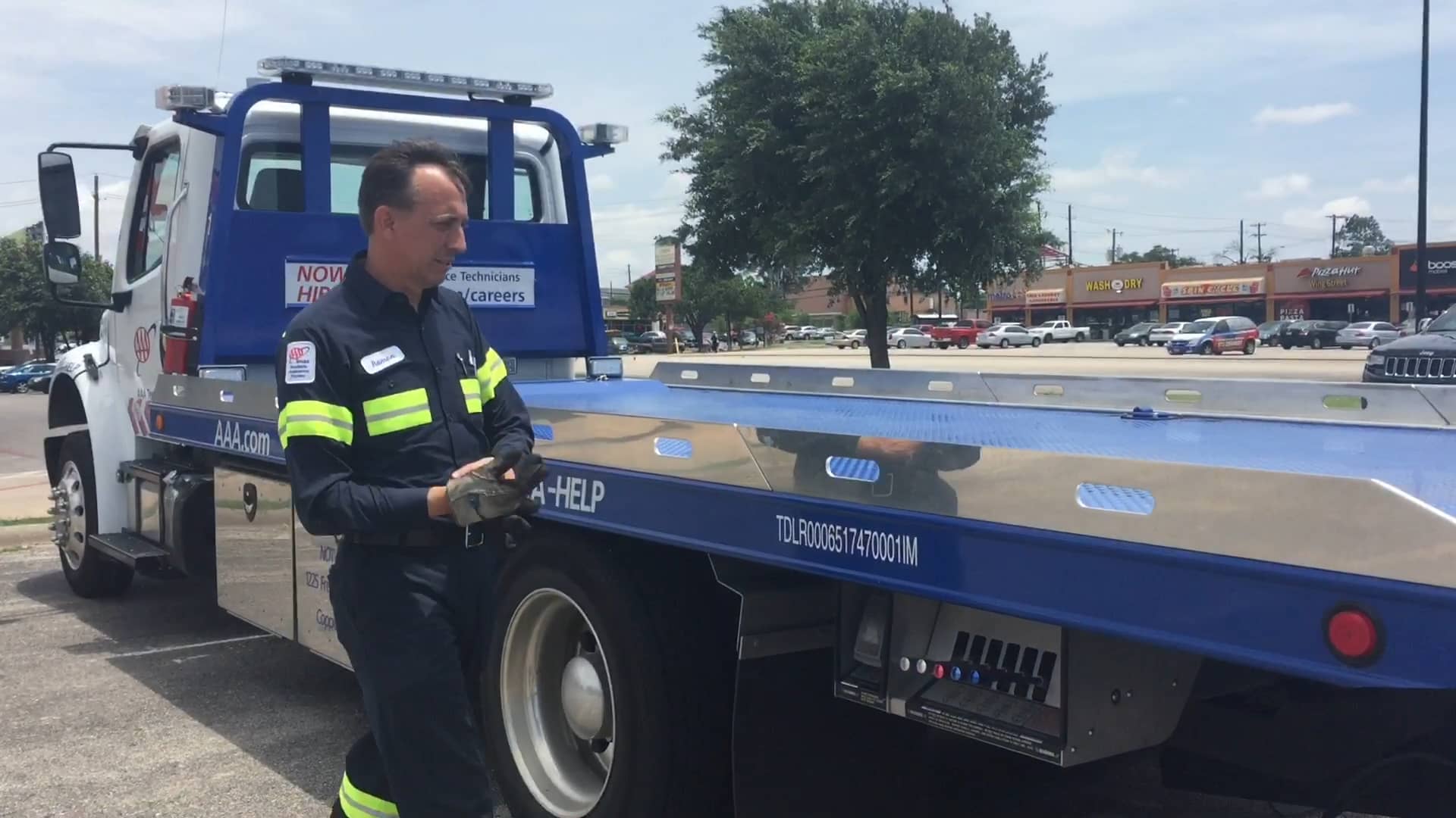 AAA Emergency Roadside Service on Vimeo