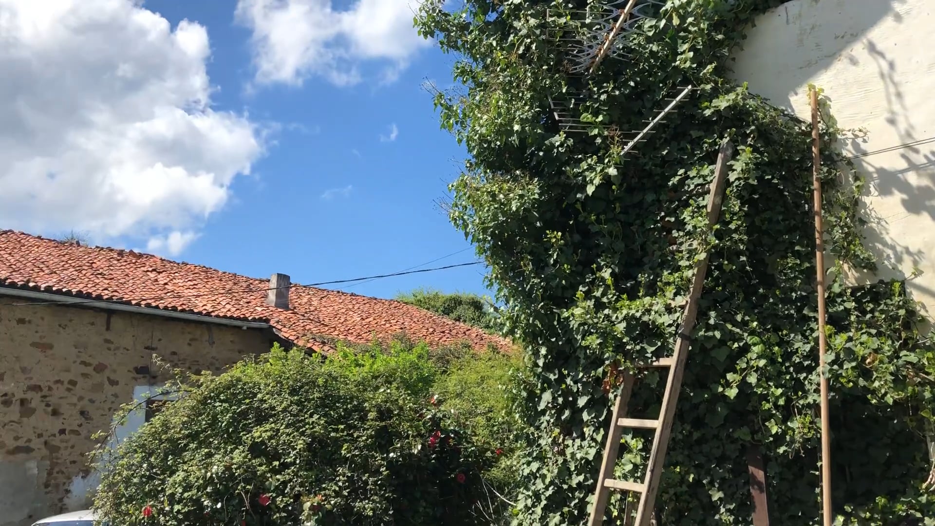 Caseríos abandonados en Larrauri, Basque Country, Spain on Vimeo