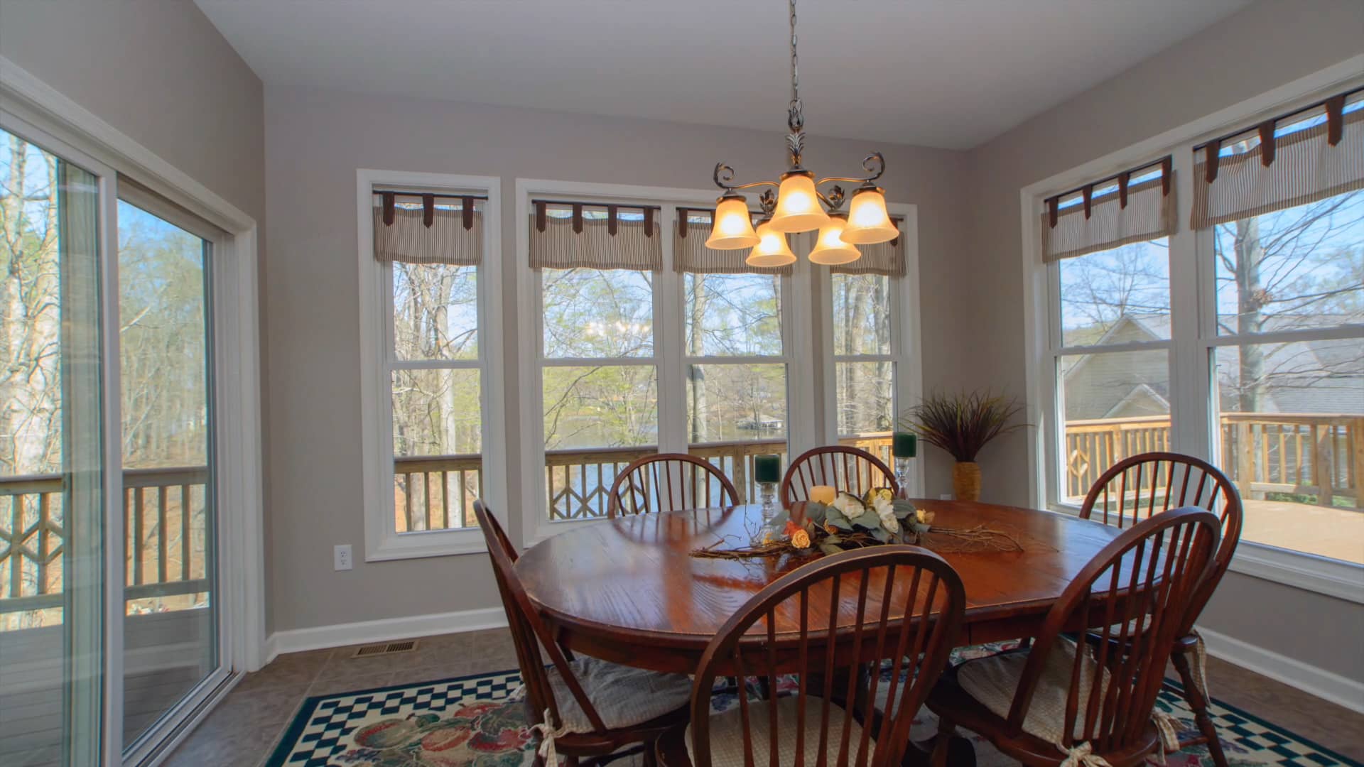 Lake Anna, VA waterfront for sale Maple Springs on Vimeo