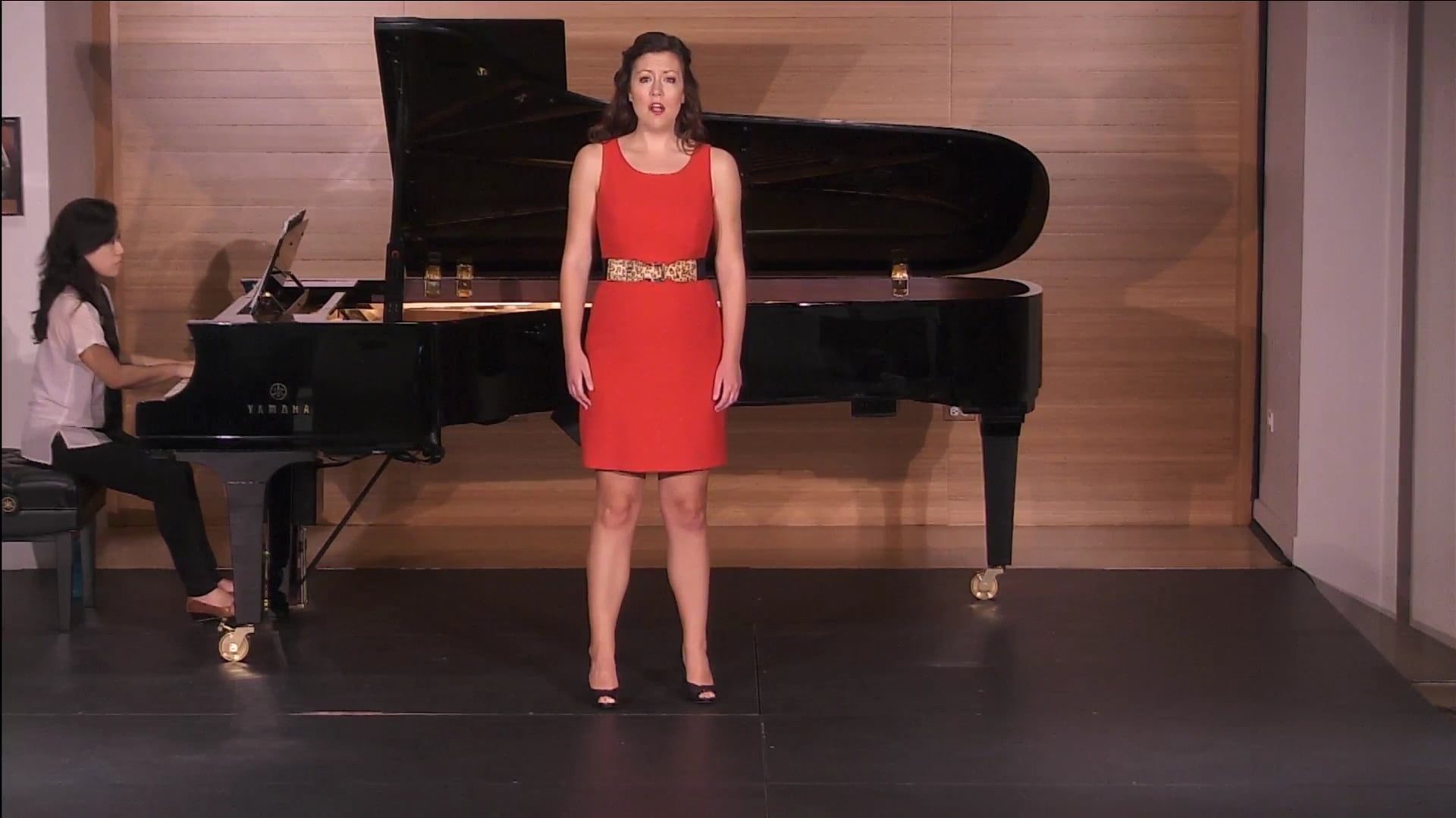 Promotional video thumbnail 1 for Versatile Soprano For Chicago Events