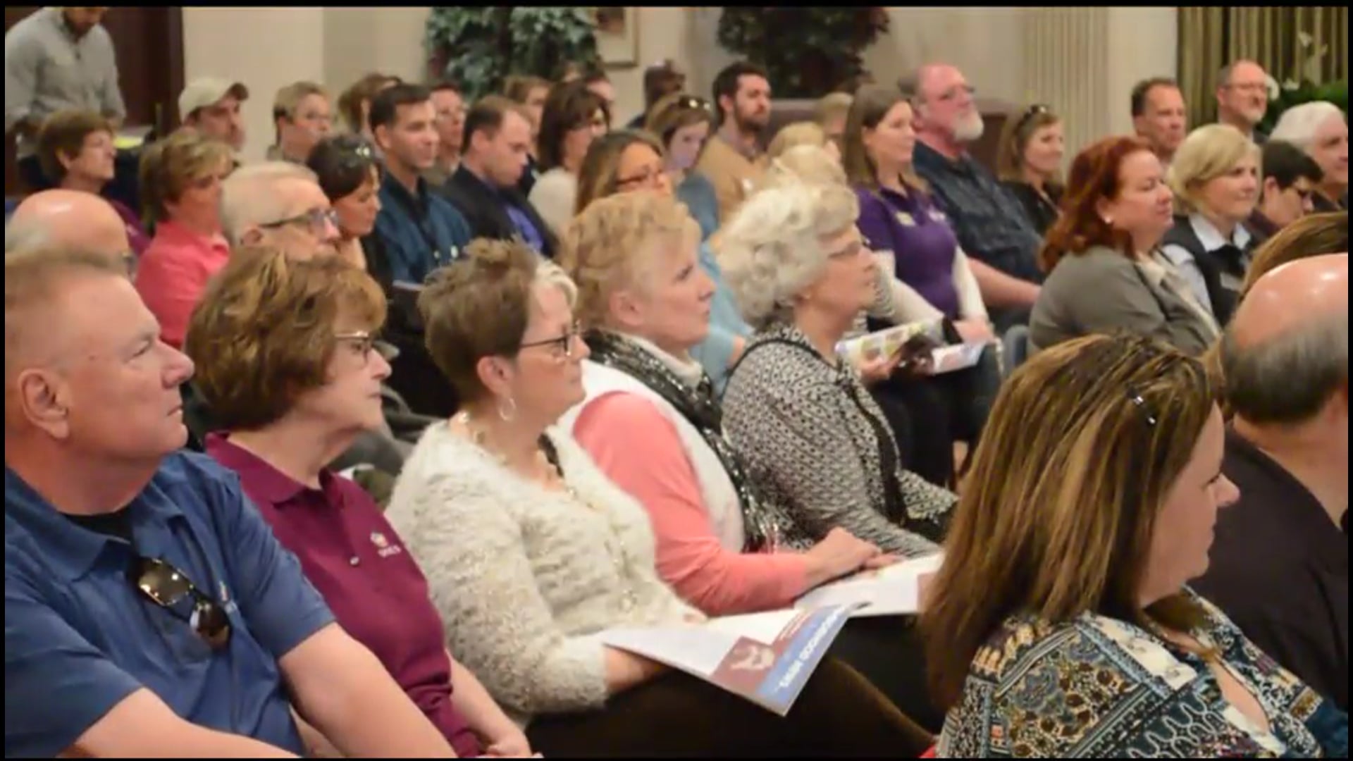 25 Retirees Graduate in Second Give 5 Class