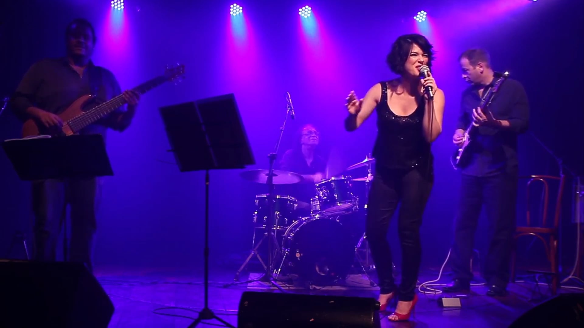 Cartomante - Lilian Menezes