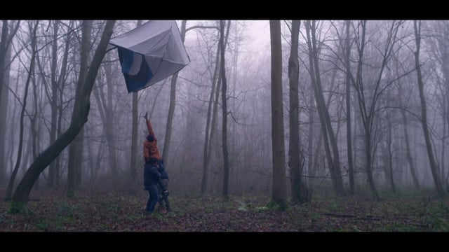 Photogramme — L’Olivier Assurance — Le Camping