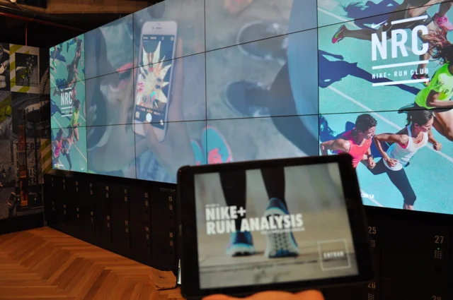 Nike digital retail experience sales