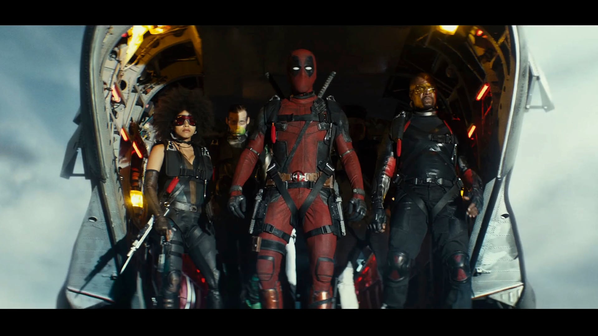 Deadpool 2 "Comeback / Red" Trailer