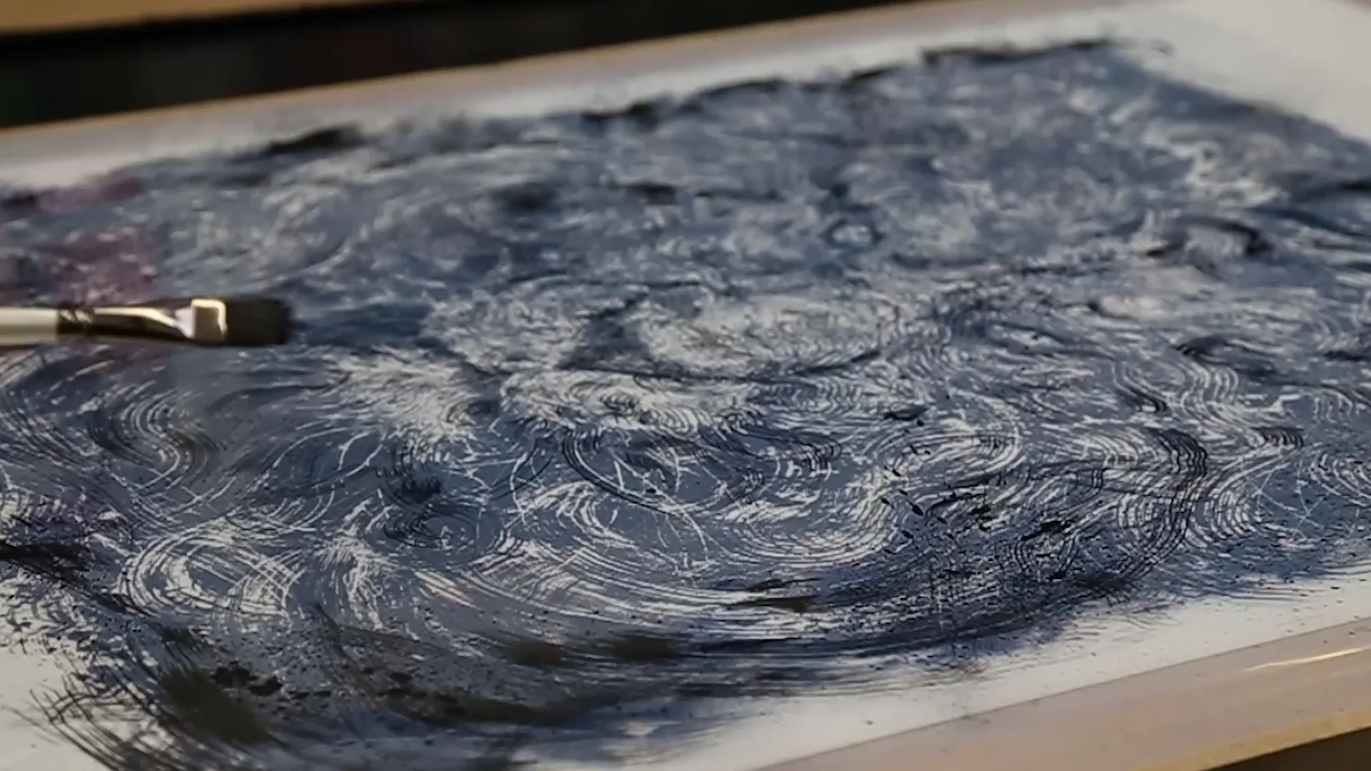 The making of Hua Tunan&#039;s &quot;FEARLESS 无所畏惧&quot; Print