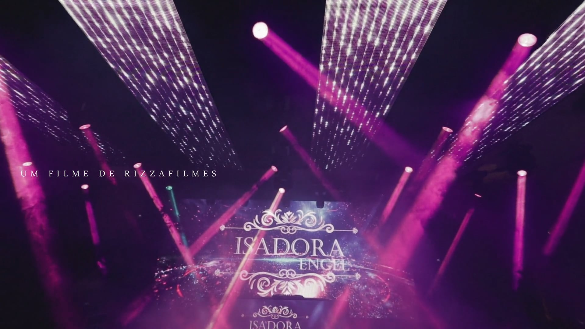 15 anos Isadora Engel