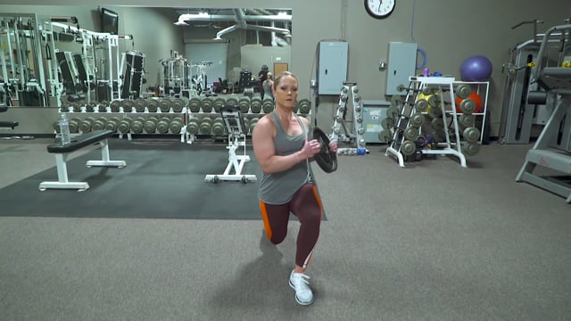 Exercise Demo: Walking Twisting Lunge