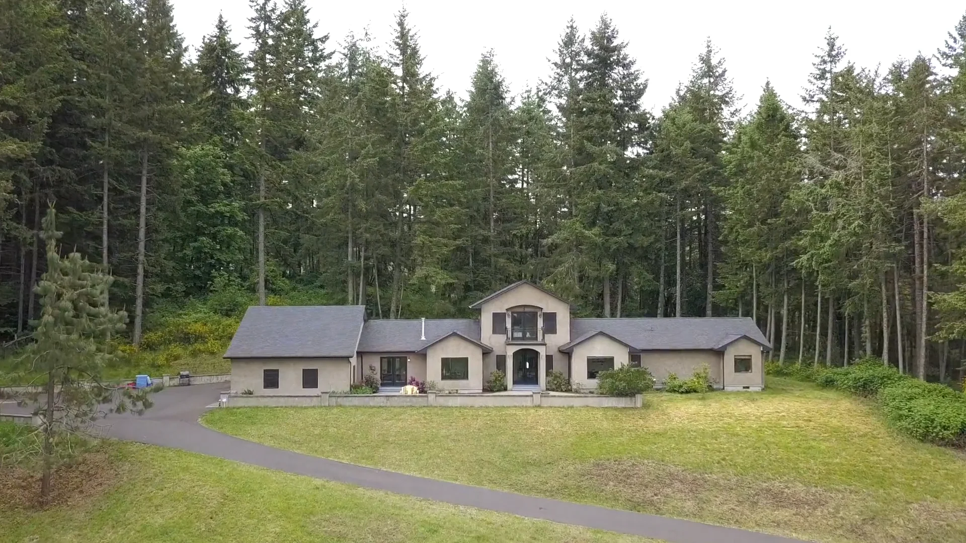 1560 Crest Drive Eugene, Oregon on Vimeo