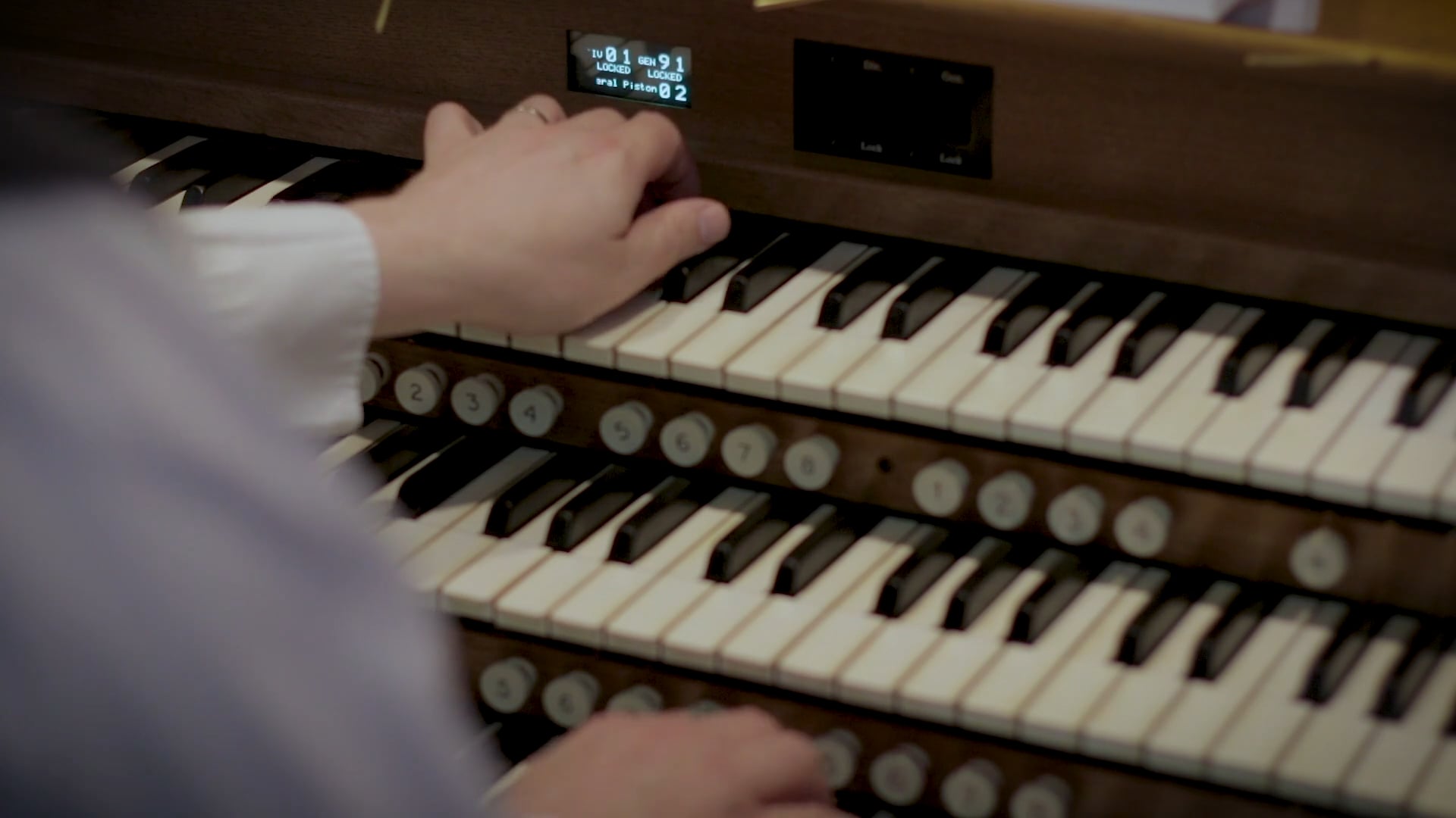 Organ Suite: Silvered Pacific - 1. Mrs Mariachi's Blues