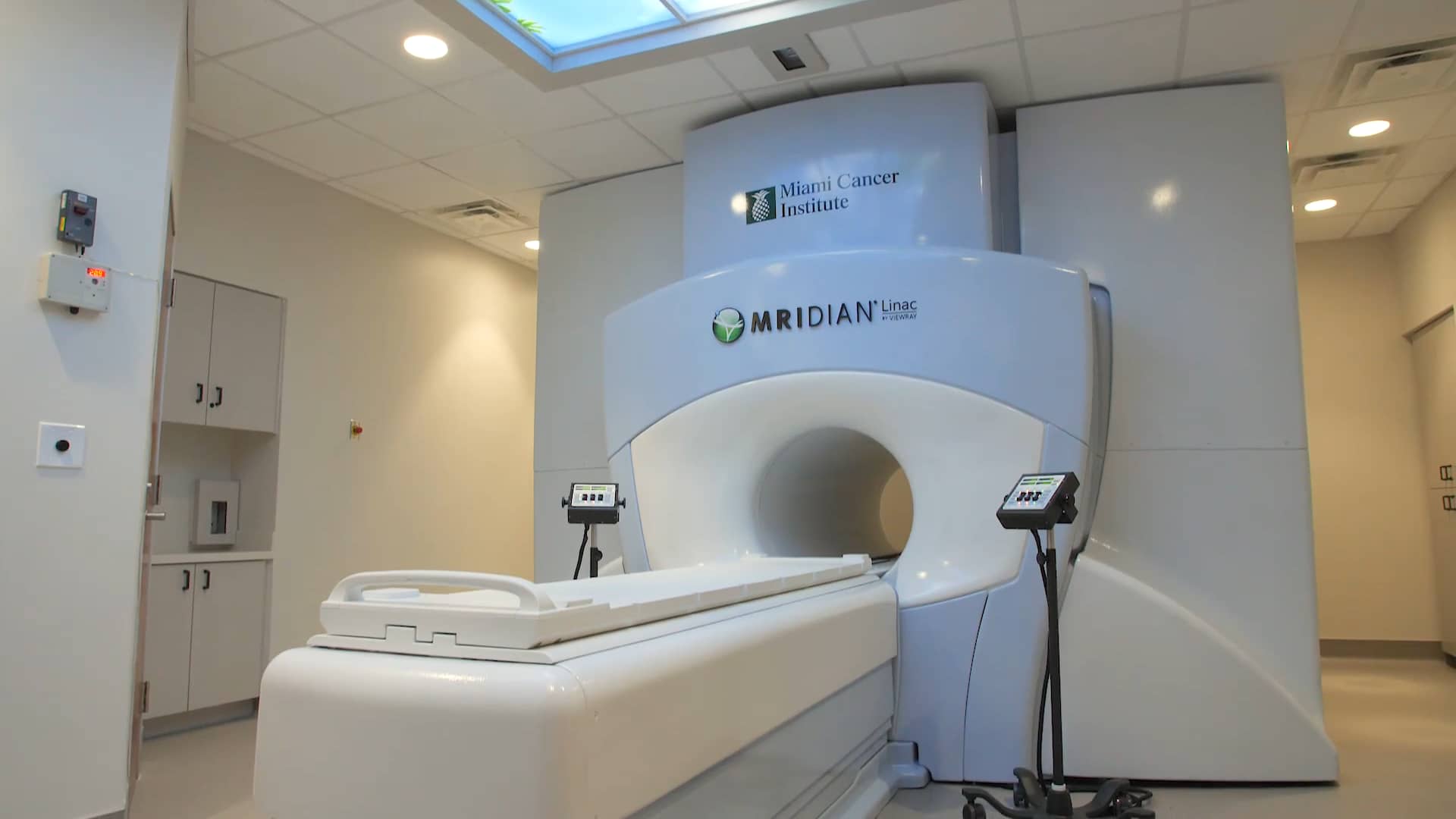 Miami Cancer Institute's ViewRay MRIdian Linac on Vimeo