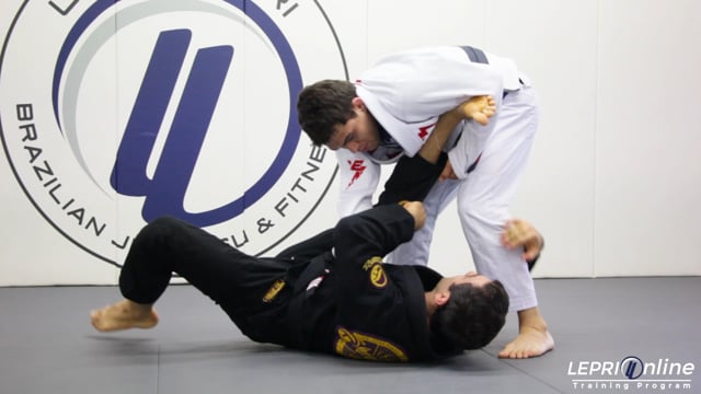 Spider Guard to Kneebar Attempt to 50/50 Guard Sweep