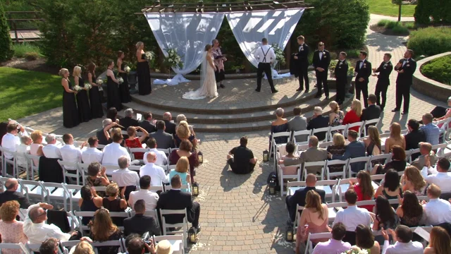 This Couple Wore Just Married Eagles Jerseys at Their Wedding