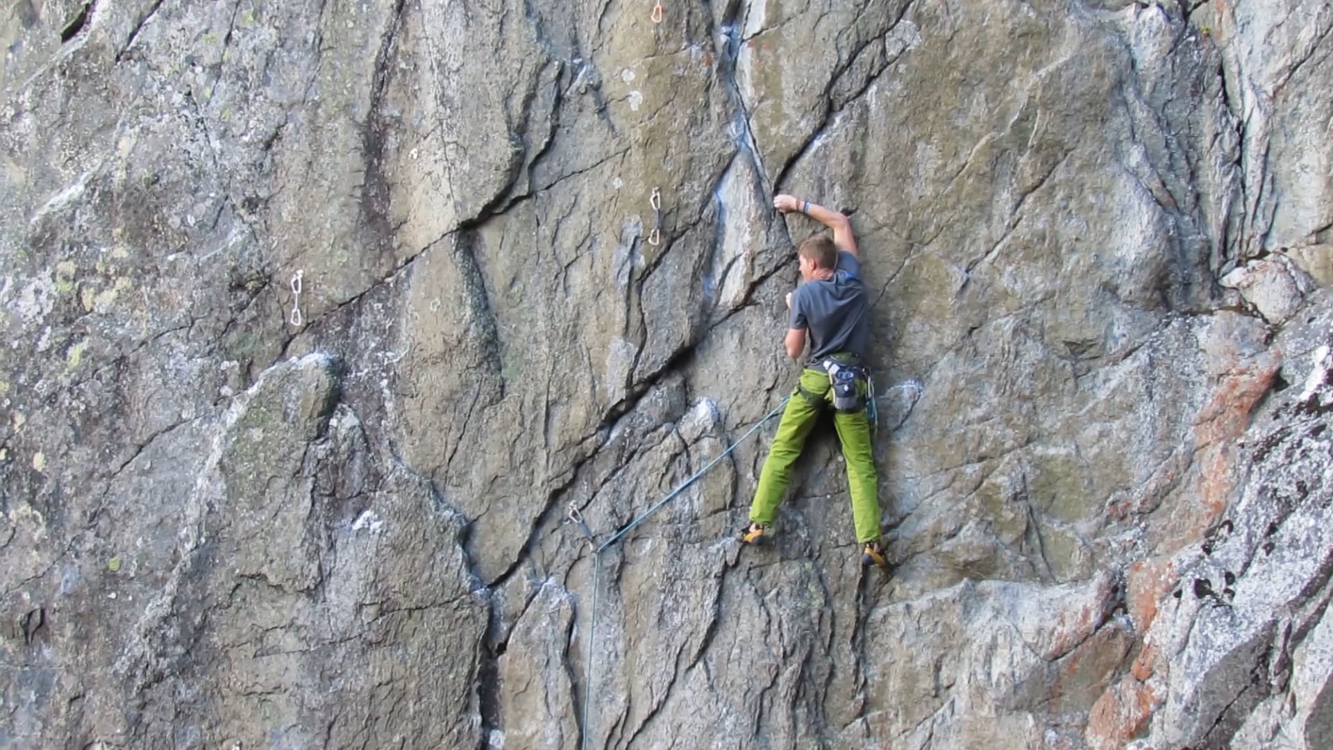Find your Beta, rock climbing in du Dailley on Vimeo