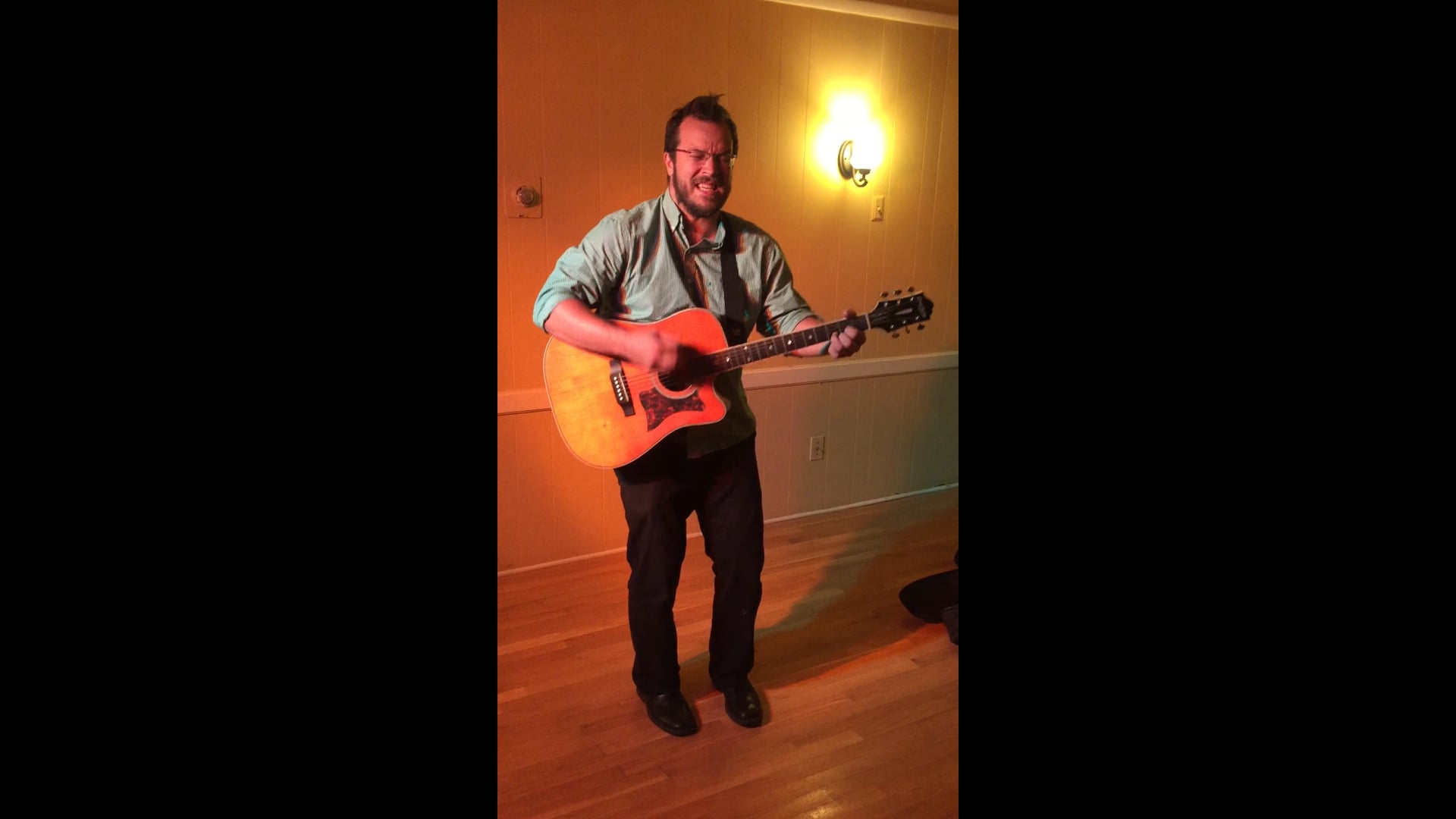 Promotional video thumbnail 1 for Robert Newport