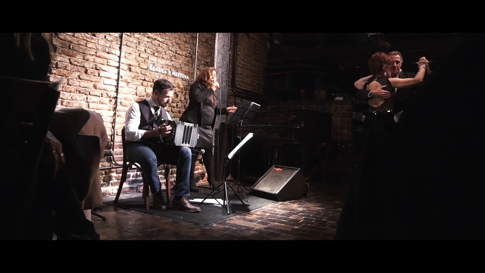 Show en vivo - Vivana Scarlassa, Miguel Caragliano en Clasica y Moderna.