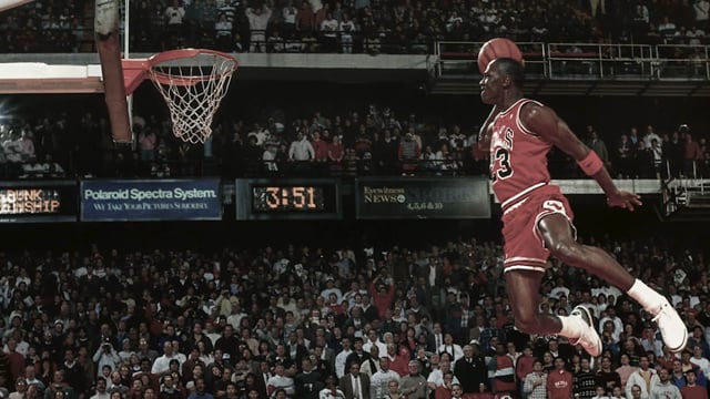 世界初は、スニーカーから始まった / JORDAN BRAND「A/R JORDAN」