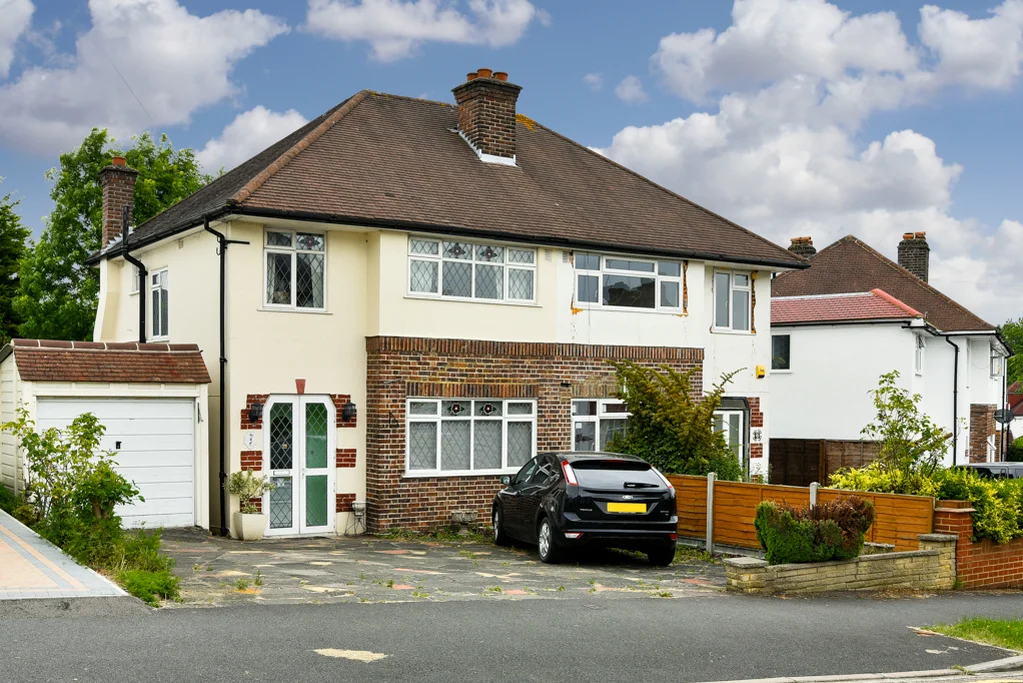 Seaforth Gardens, Stoneleigh The Personal Agent on Vimeo