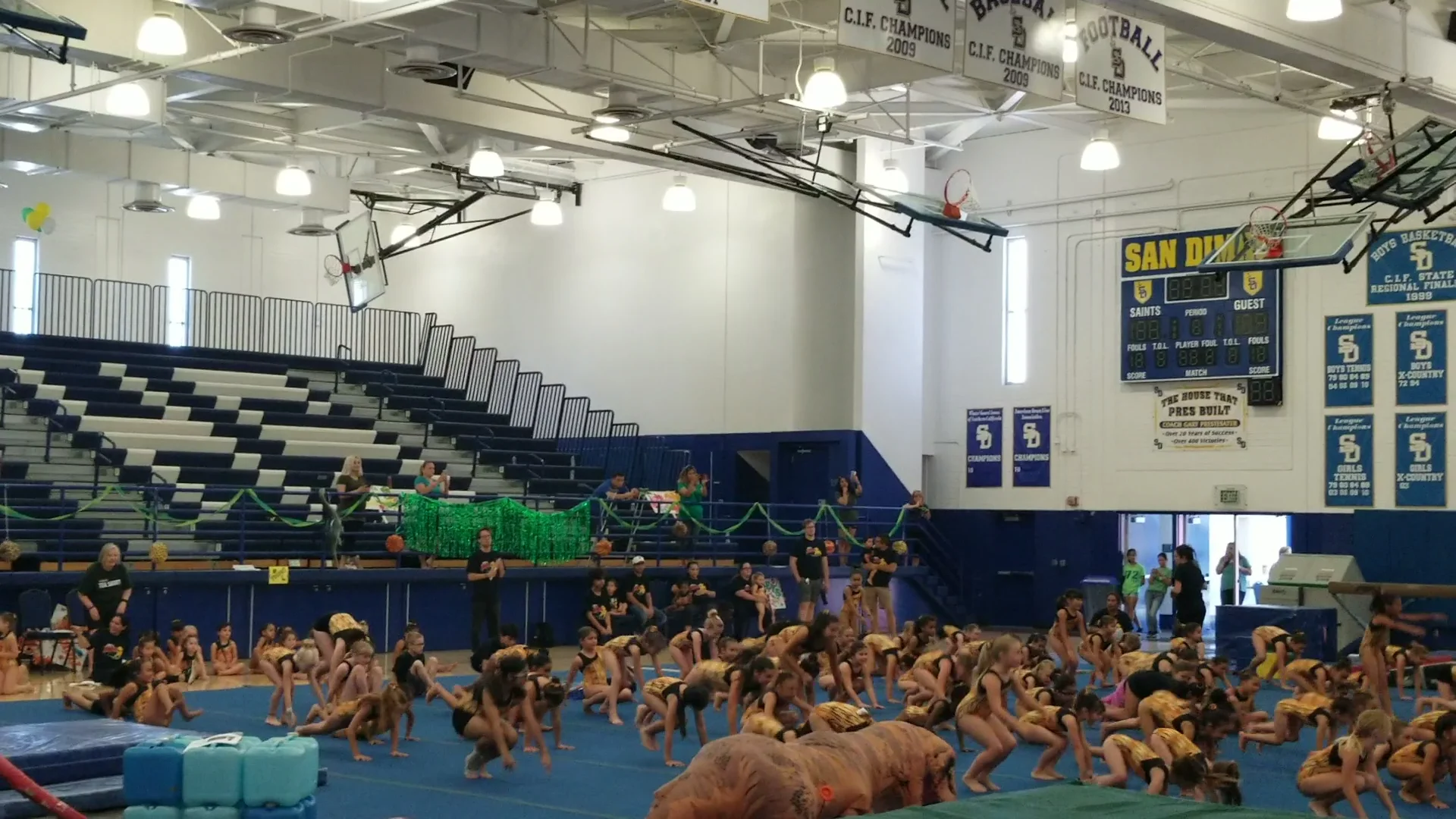 Let's Roar Annual show CHARTER OAK GYMNASTICS on Vimeo