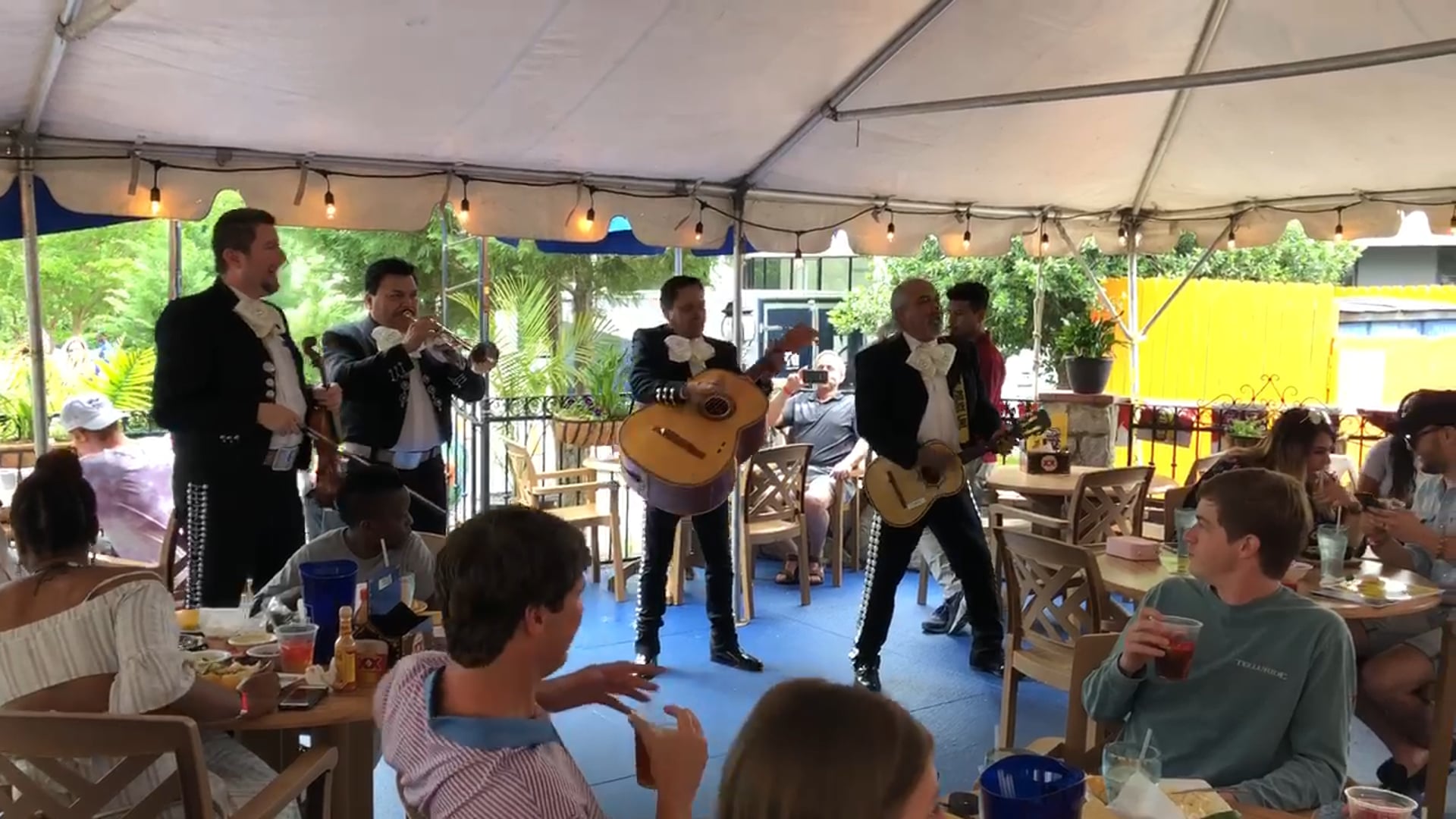 Promotional video thumbnail 4 for Los Mariachis