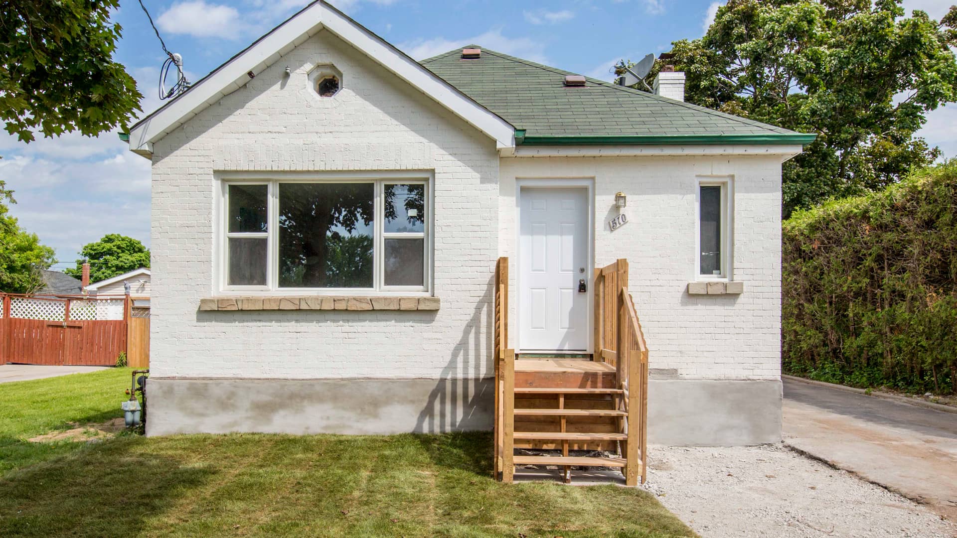 510 Adelaide Ave. W, Oshawa Video Tour UNBRANDED on Vimeo