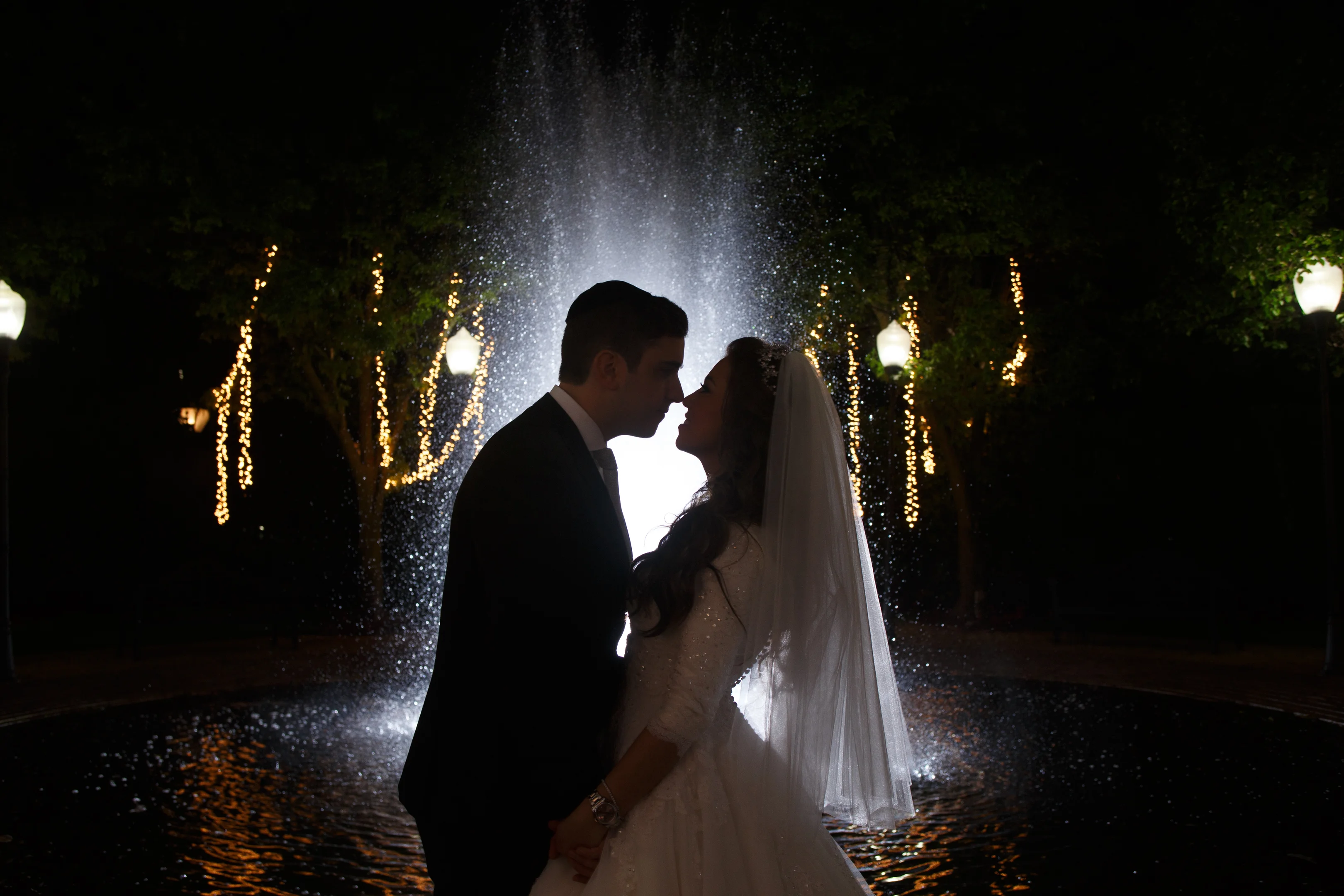 Leora &amp; Shlomo