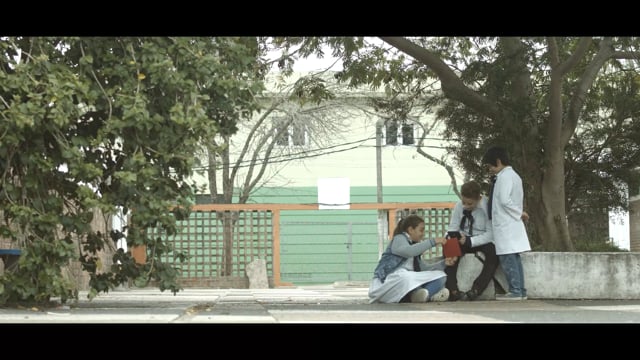 CEIBAL La aventura de aprender El salón es la plaza la calle el patio de la escuela