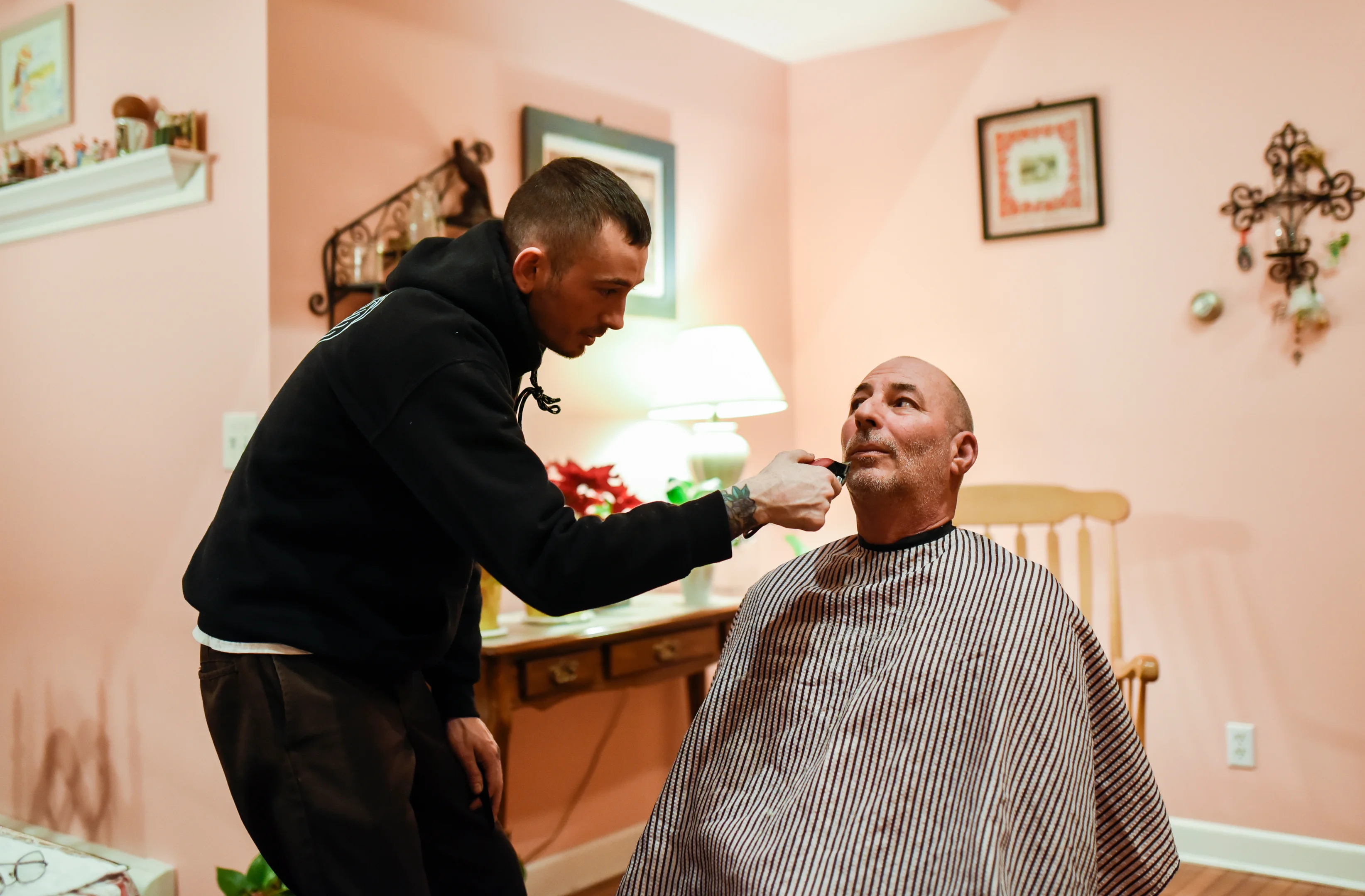 Bryce Harper's Grooming Routine with Blind Barber 