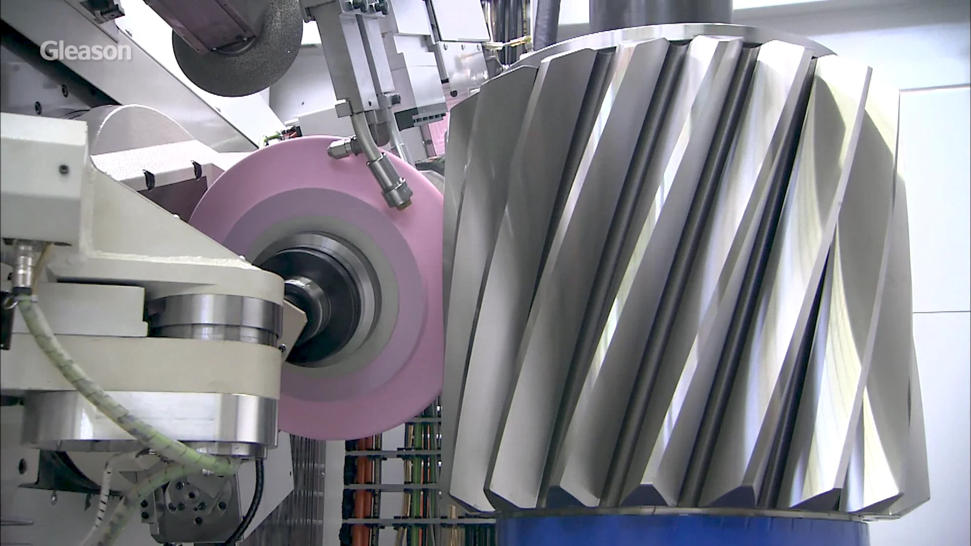 Titanシリーズ - 大型ギヤ研削のマスタークラス