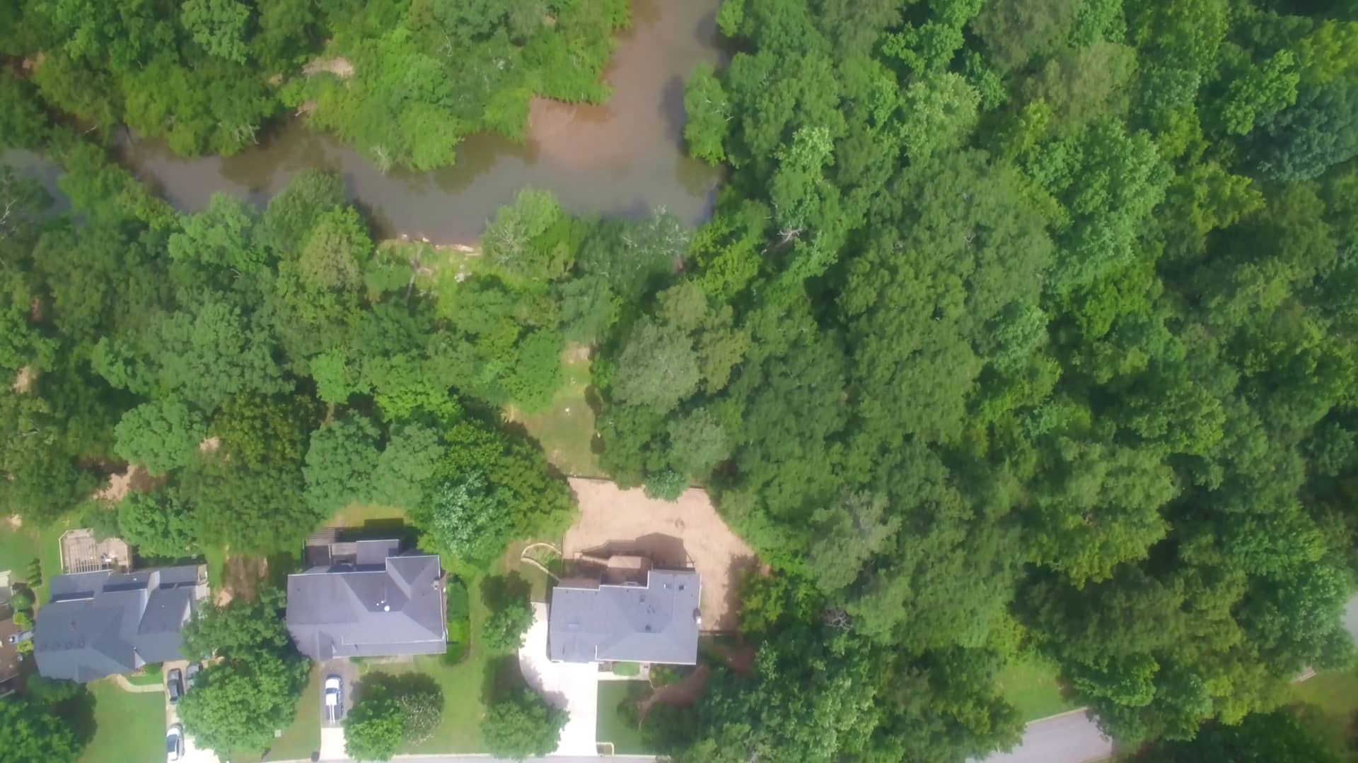 2827 Moorings Pkwy • Snellville, GA • 30039 mls on Vimeo