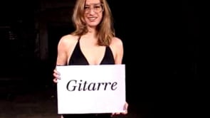 BIKINIRAMA: Alva, Rosalie und die Gitarren