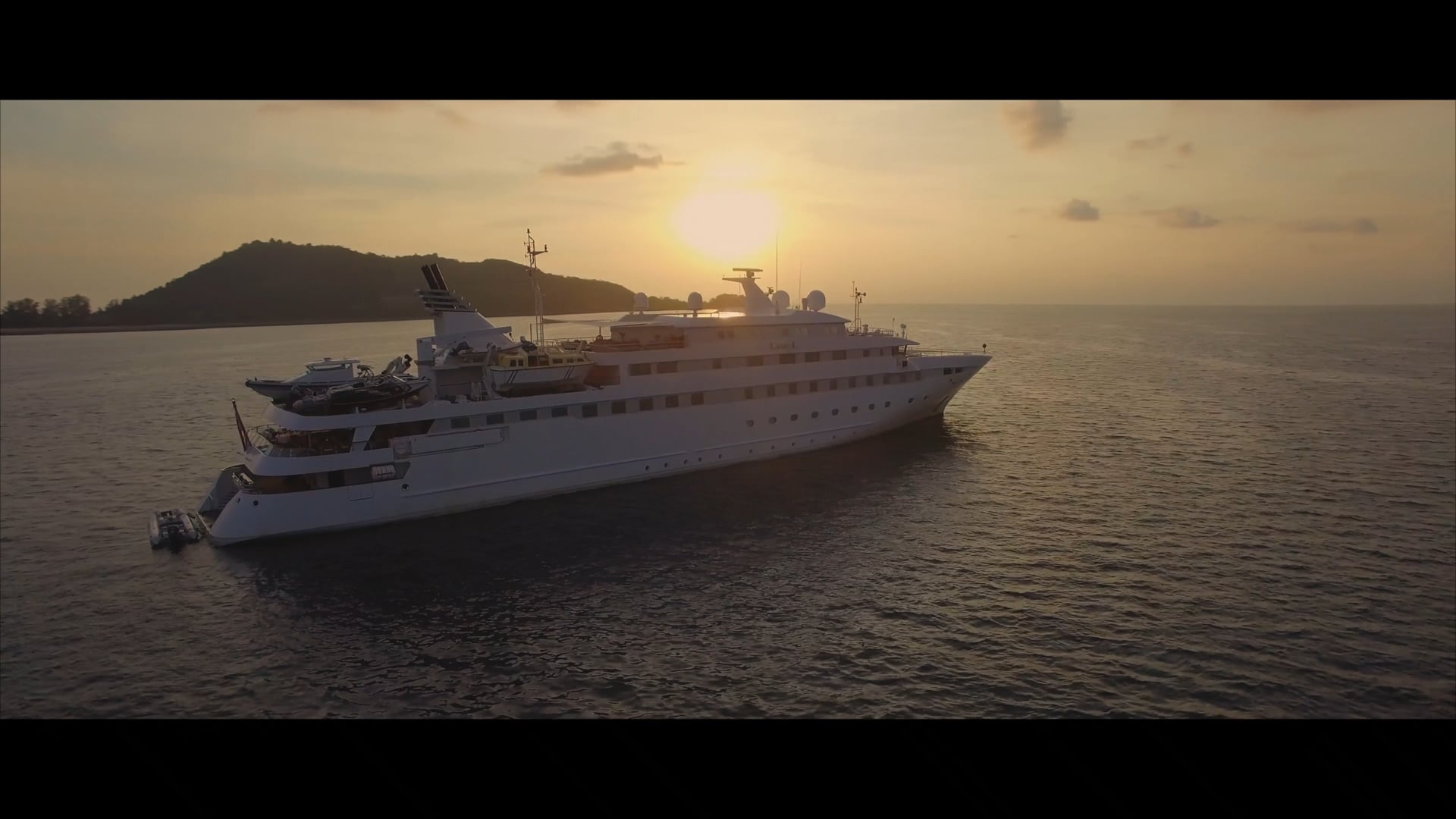 M/Y Lauren L