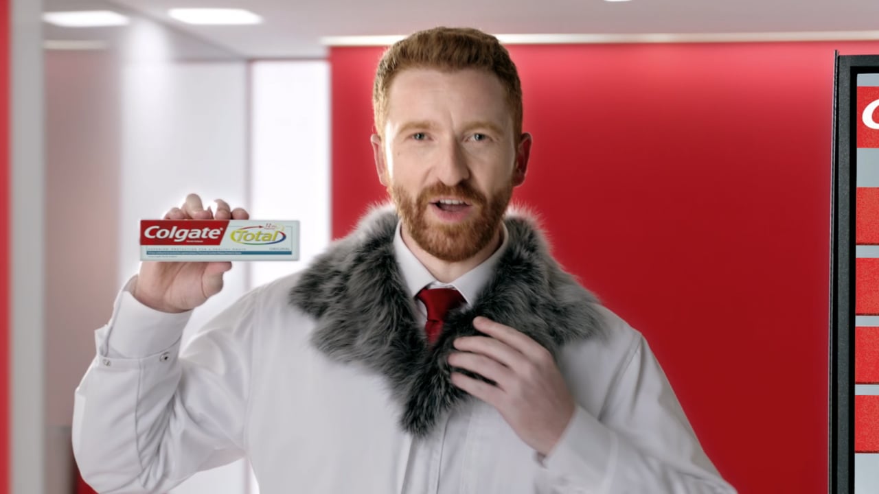 Colgate Total. Fur Factor