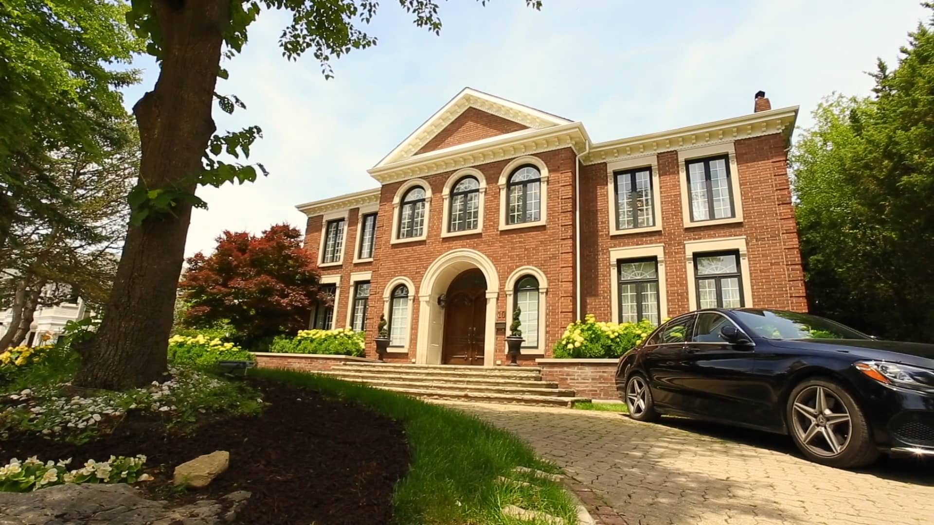 10 Suncrest Drive, Bridle Path on Vimeo