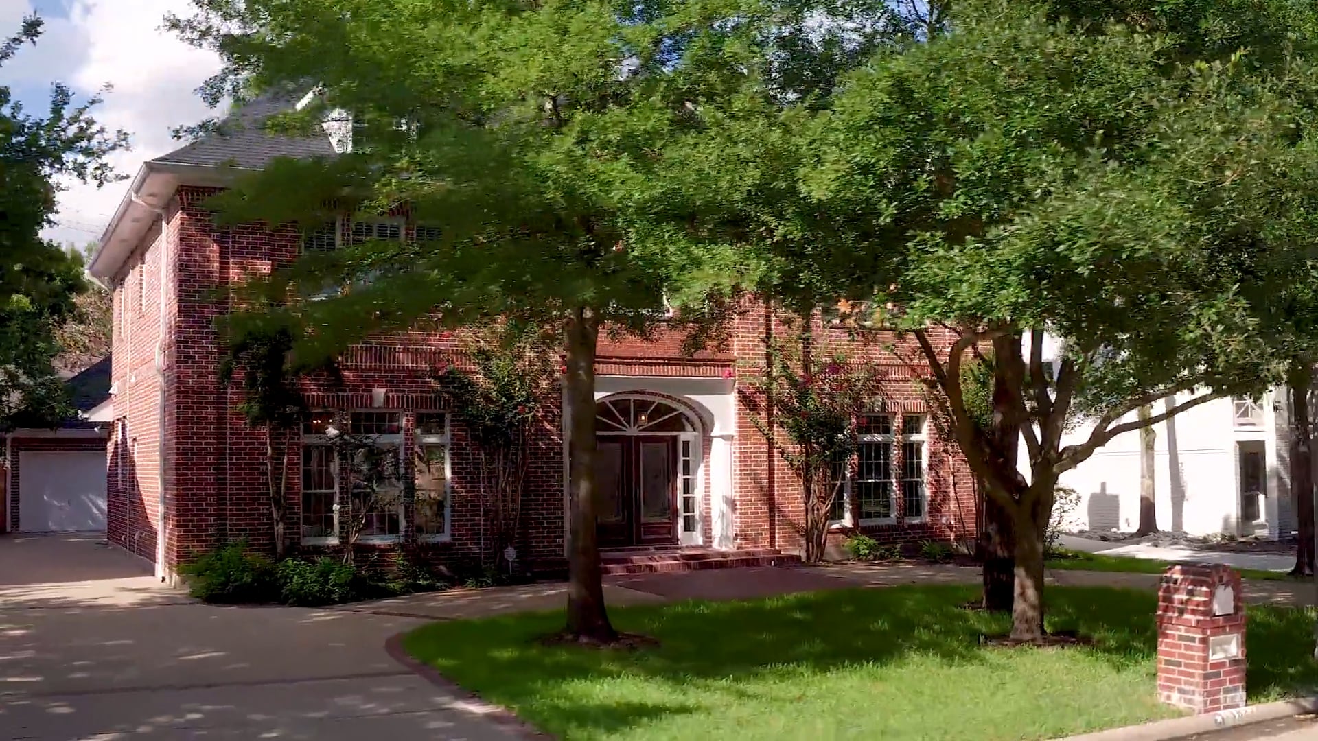 14822 BRAMBLEWOOD DRIVE, HOUSTON, TX 77079 on Vimeo