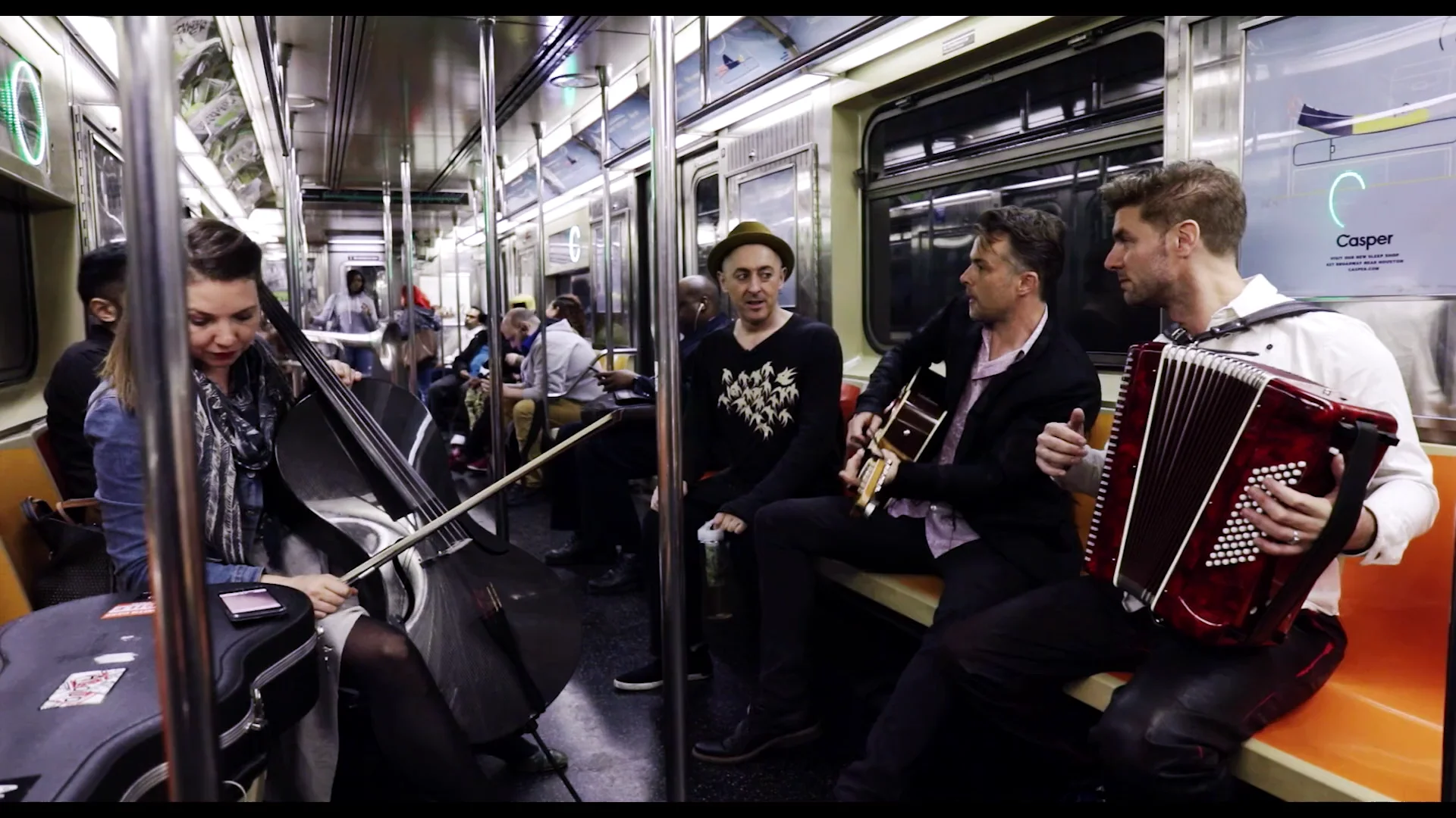 Alan Cumming Busks on the Green Line