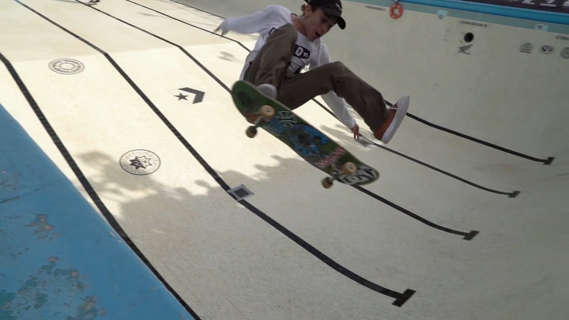 CLASSIC POOL - Converse Big Pool Day  EPK.