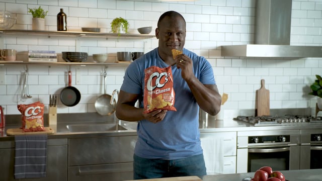 CC's & Triple M // "How To Eat Chips" with Wendell Sailor