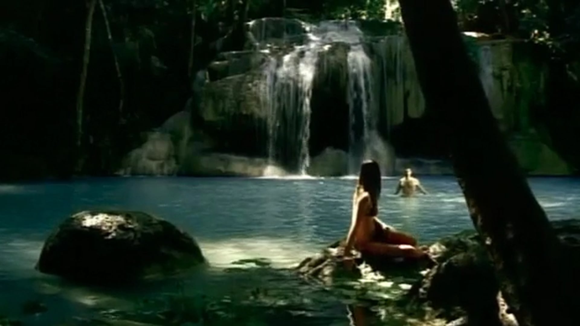 Paul Vos - Bounty - Waterfall