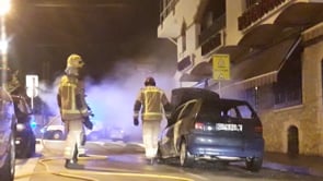 Es crema un cotxe a Ronda Pedró