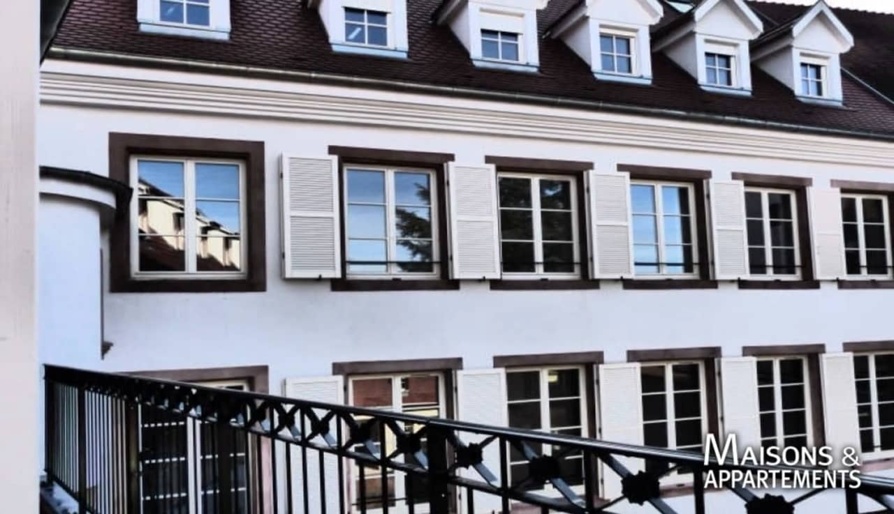 HAGUENAU APPARTEMENT A VENDRE 338 000 € 122 m² 5 pièces on Vimeo