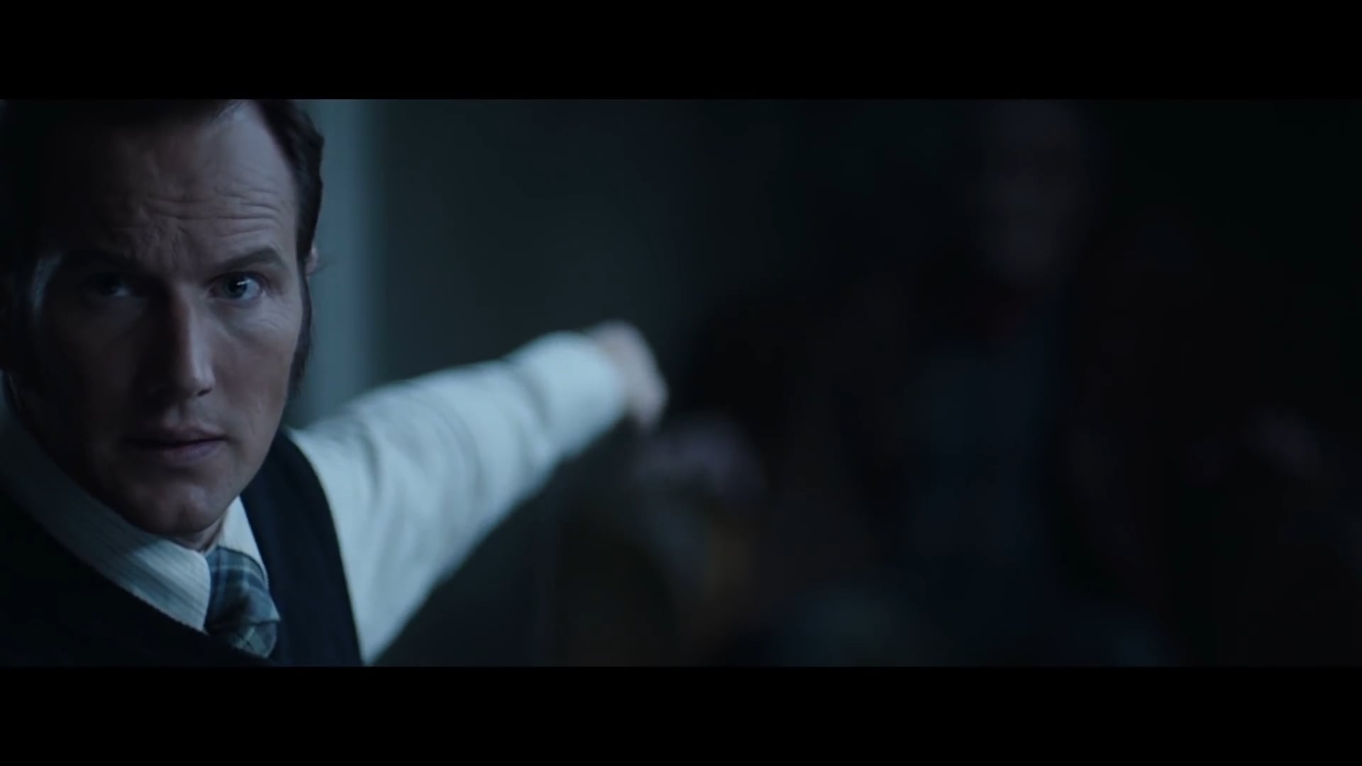 Integrated (sub)titles for a scene in Conjuring 2